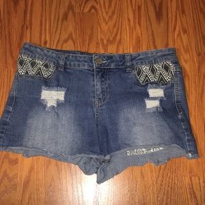 Allen B Jean Shorts with Aztec Pockets